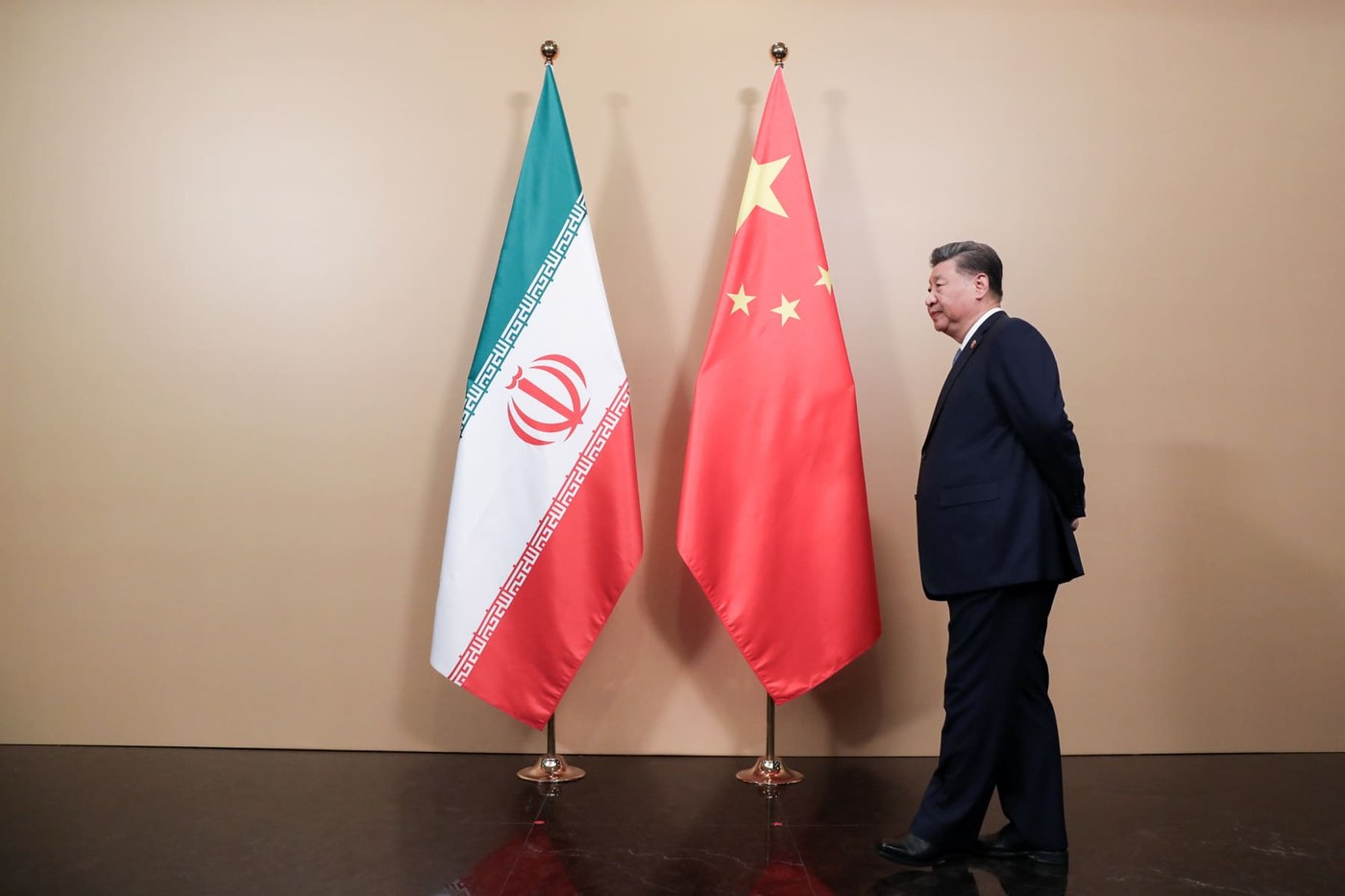 China's Xi keeps Iranian president at arm's length weeks ahead of Trump summit