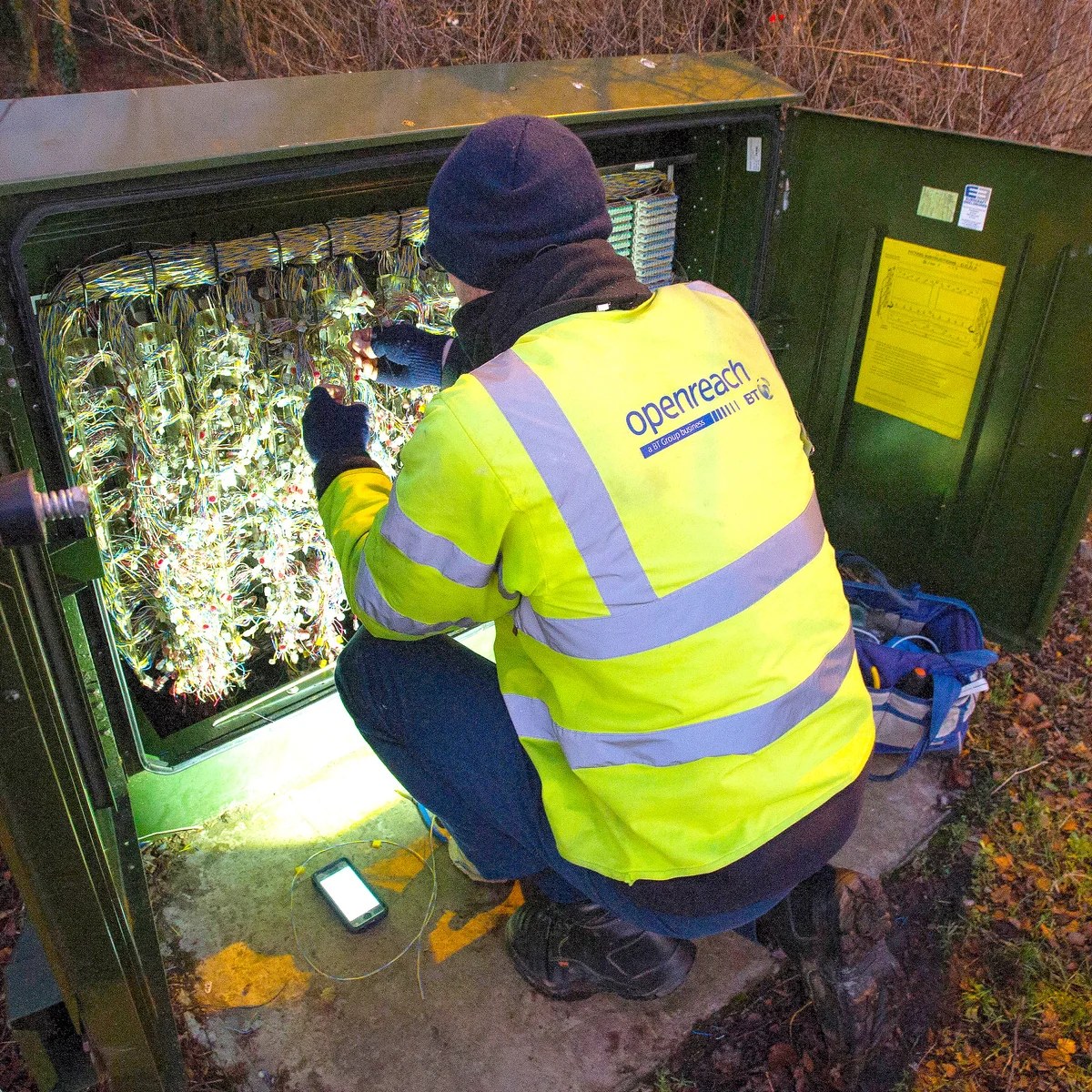 BT on track for estimated £2bn windfall from selling old copper amid AI boom