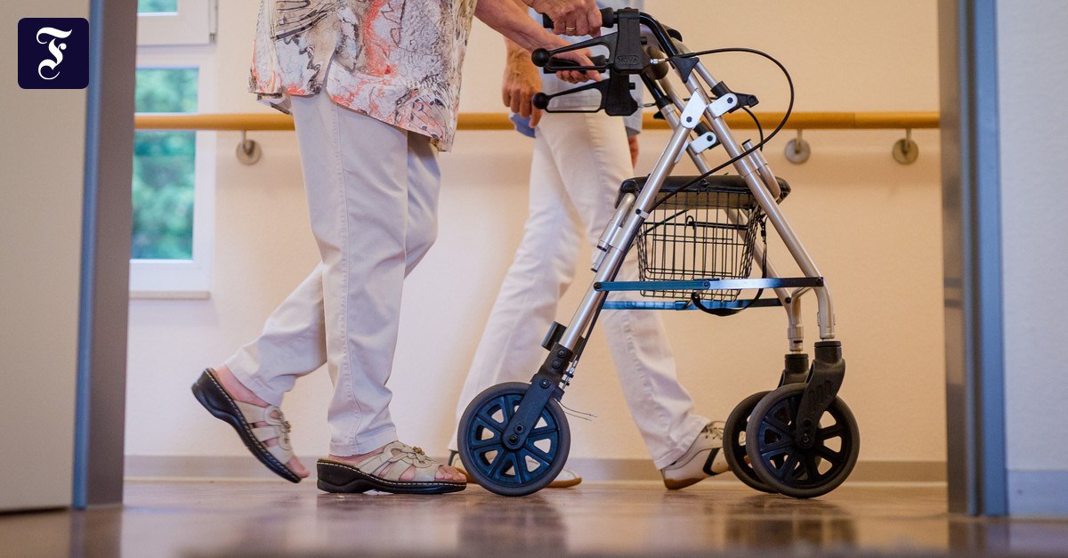 Neuer Gesetzentwurf: Die Pflegeversicherung ist zu großzügig