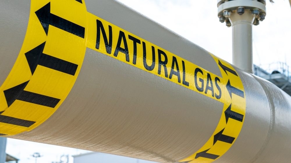 Midstream Companies Expand Natural Gas Pipelines as LNG & AI Demand Grows