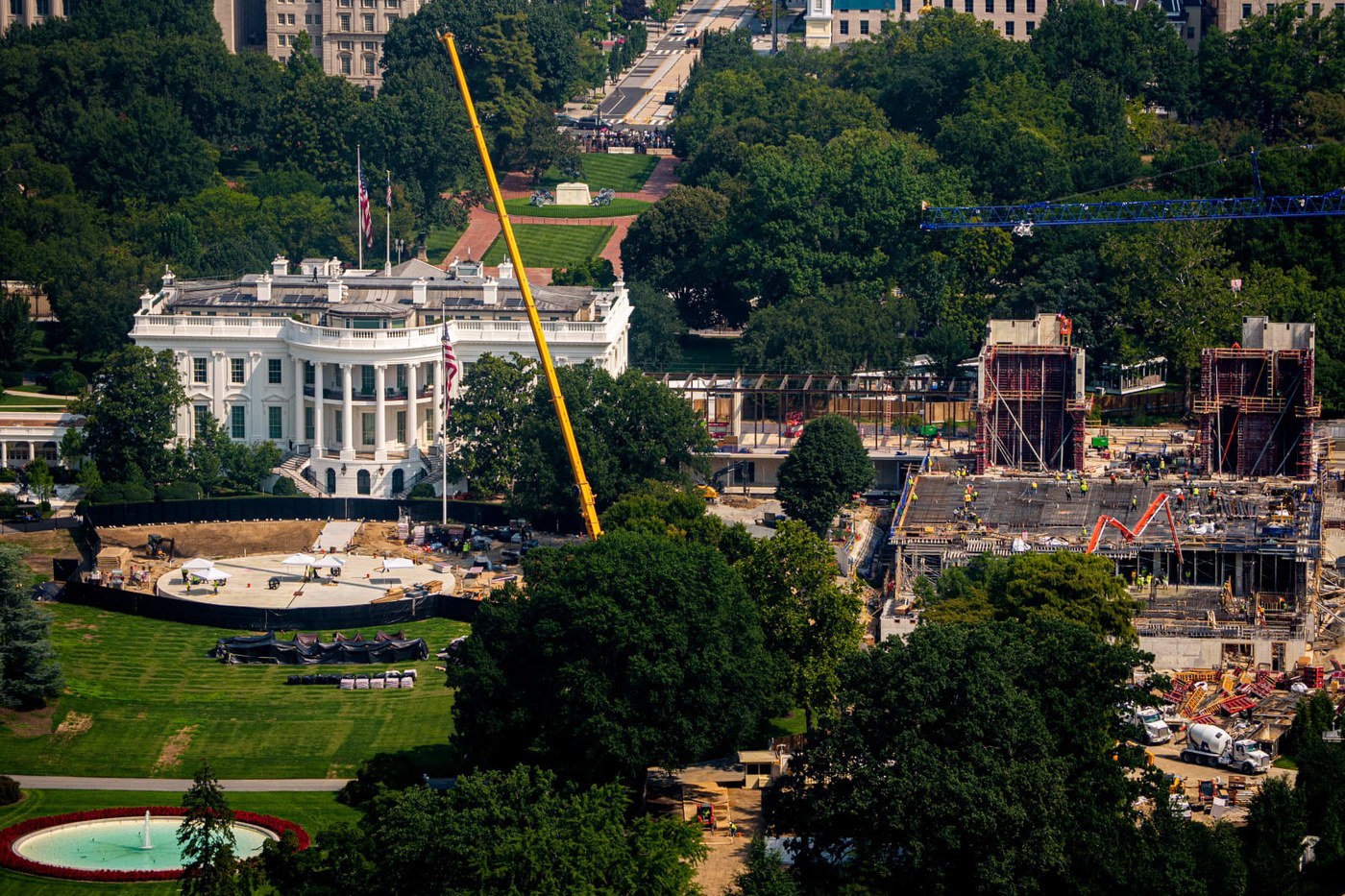 Supreme Court lets Trump build White House ballroom as lawsuit continues