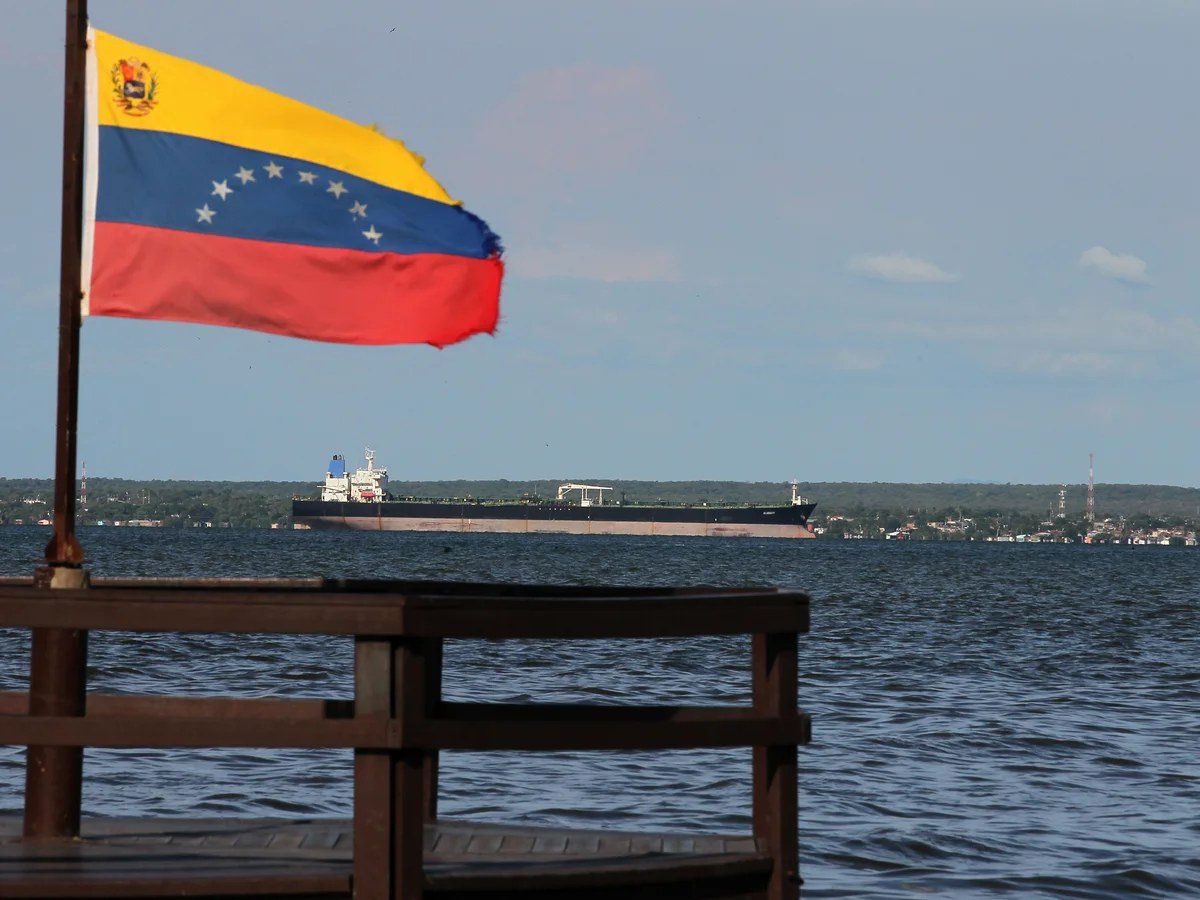 Trump announces new US oil agreement with Venezuela