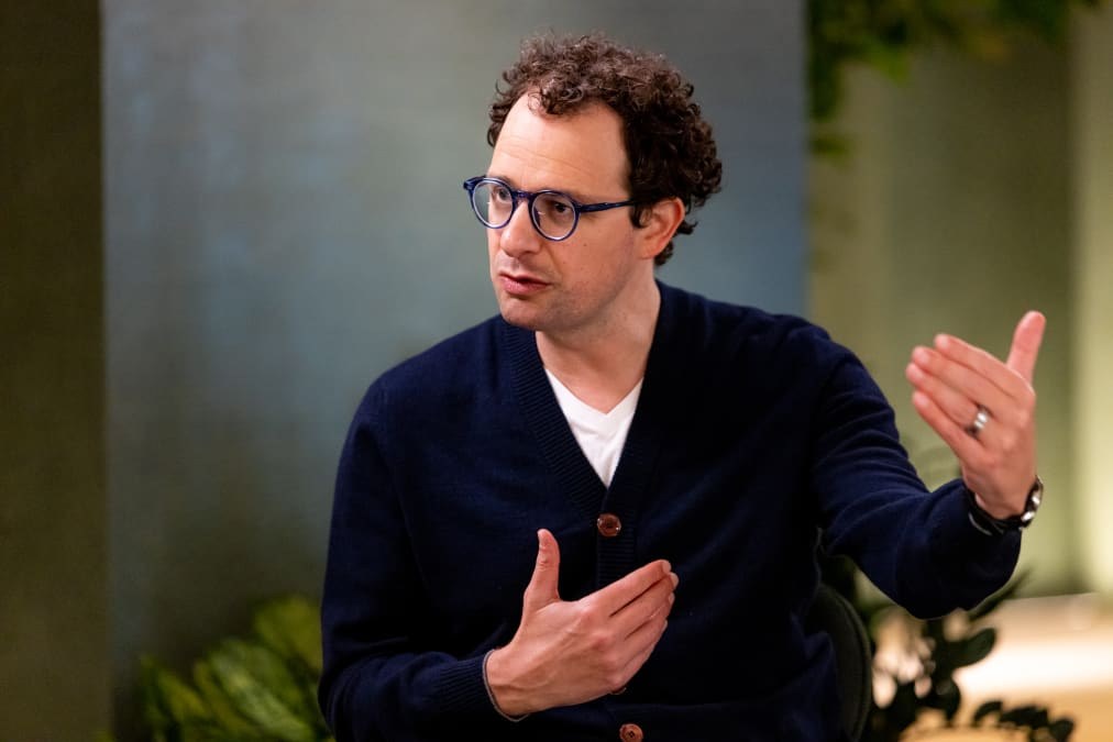 Anthropic’s Amodei shares plan to ‘slow the pace’ of growing AI capabilities; Musk and Altman express support
