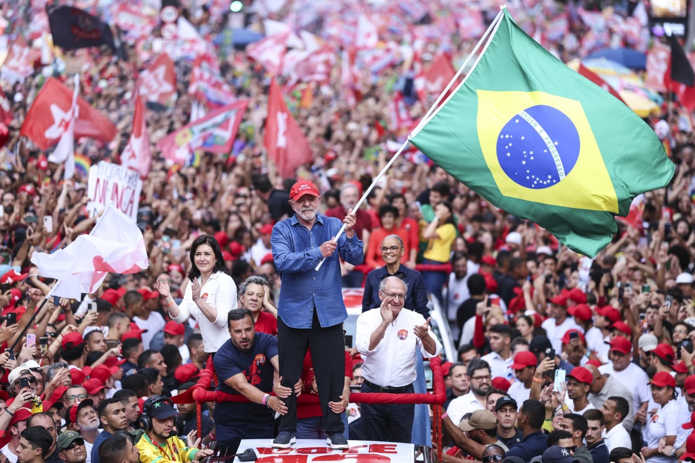 Brazil's Lula wins historic presidential election; Bolsonaro reportedly refuses to concede