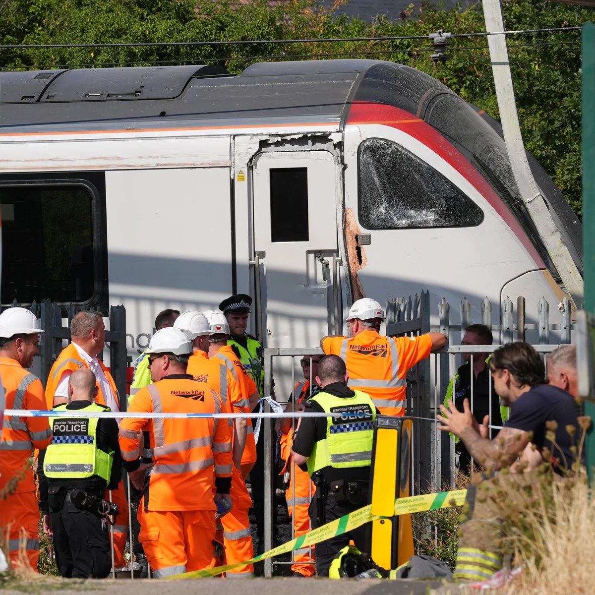 Train derails near Essex town of Wickford