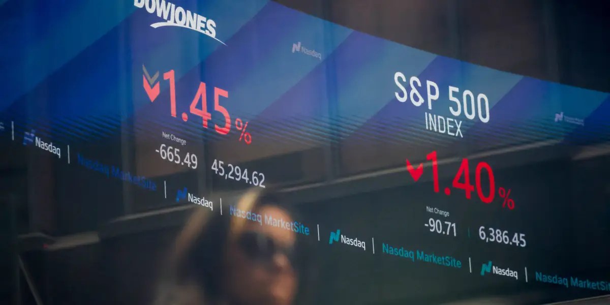 Wall Street posts worst week in over a month amid bond sell-off, rising oil prices
