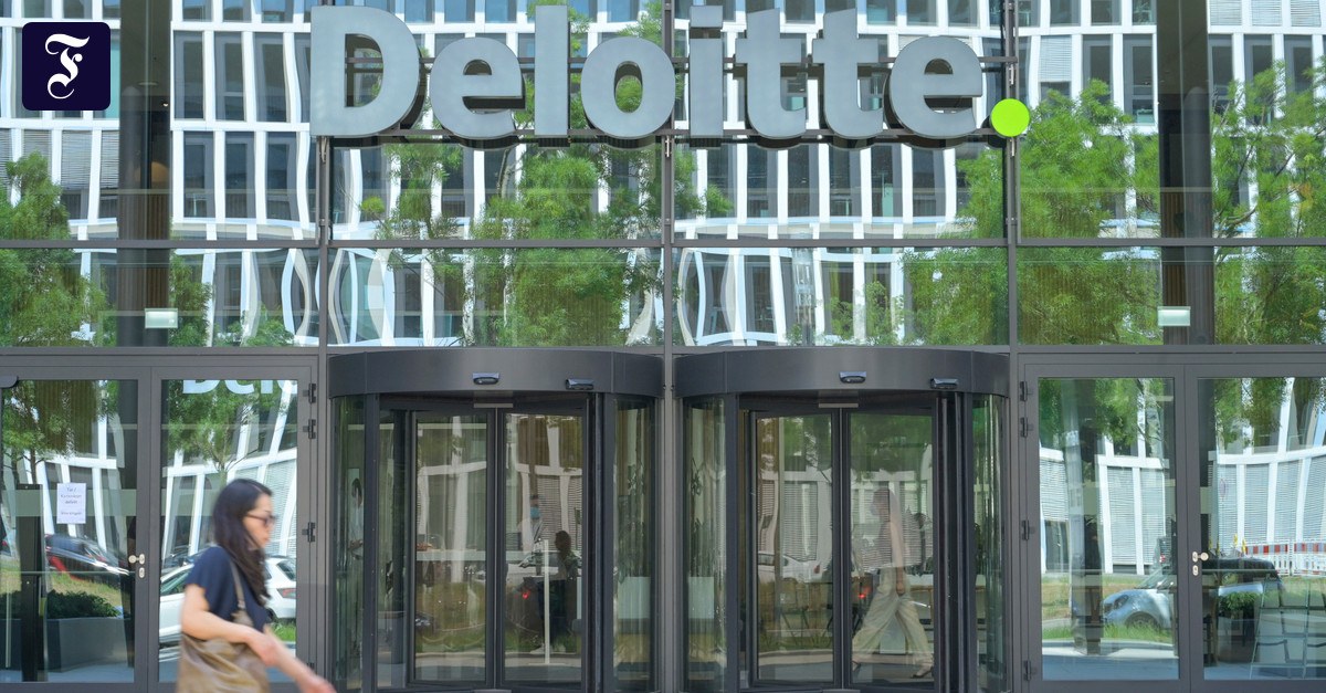 Weniger Junior Professionals: Prüfer und Berater ersetzen viele Einsteiger durch teure KI