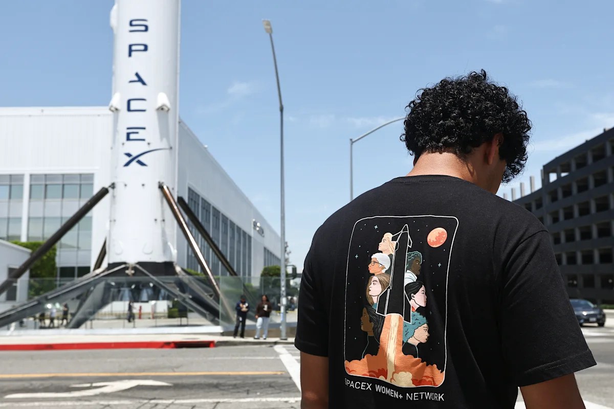 This SpaceX number is spooking already skittish investors